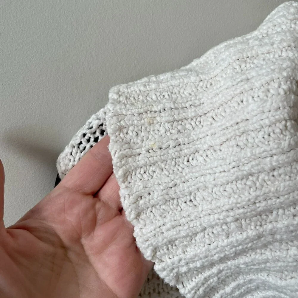 Free People Turtleneck Sleeveless Side Slits Casual Pullover Sweater White Small - Picture 5 of 8